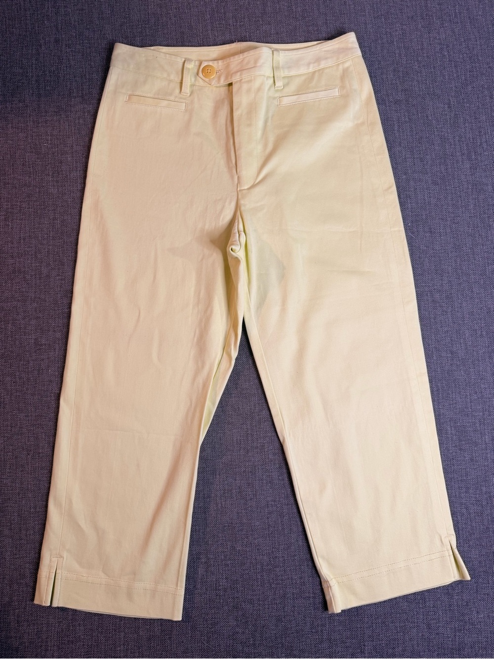 Leggiadro Women’s Light Yellow Cotton Capri Size 4 Cropped High Rise